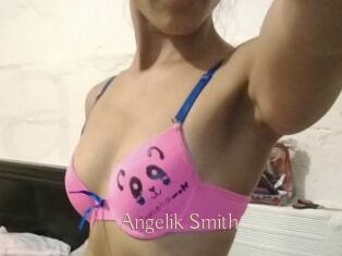 Angelik_Smith