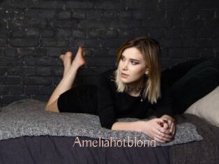 Ameliahotblond