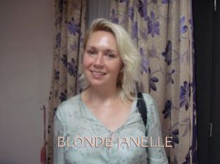BLONDE_JANELLE