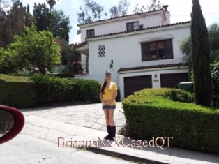 BriannaXxXCagedQT Anal Sexe