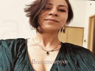 Brunetteamyxo