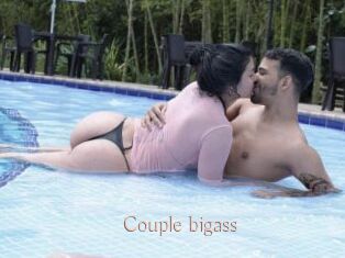 Couple_bigass