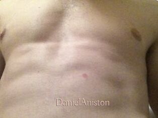 Daniel_Aniston