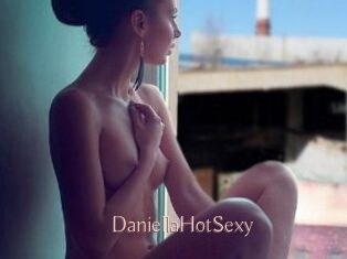 DaniellaHotSexy