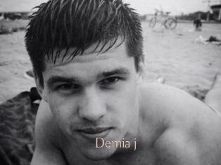Demia_j