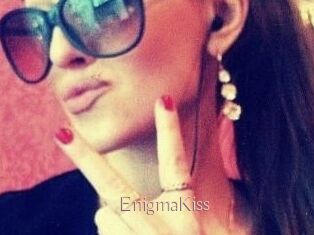 Enigma_Kiss