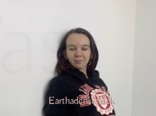 Earthadensfordek