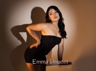 Emma_blossom