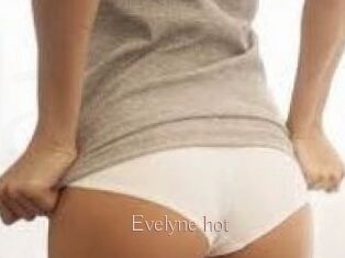 Evelyne_hot
