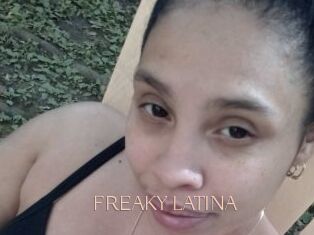 FREAKY_LATINA