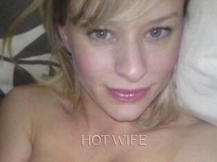 HOT_WIFE