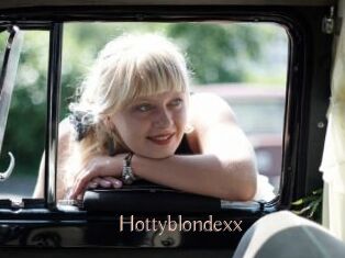 Hottyblondexx