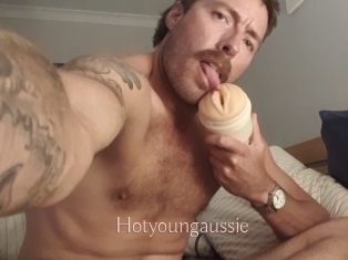 Hotyoungaussie