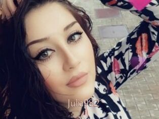 Julia982
