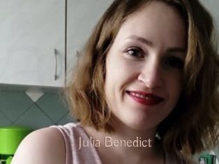 Julia_Benedict