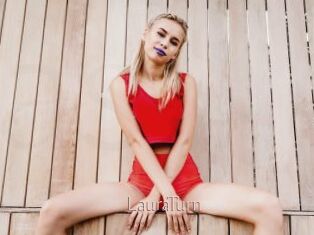 LauraTurn
