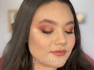 Lickmykitty02