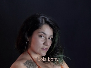 Lola_bony
