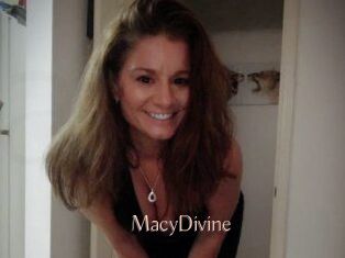 Macy_Divine