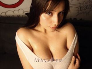 Mia_Collinns