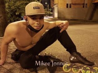 Mikee_Jonnes