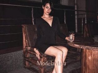ModelaMiya