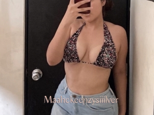 Maahckeenzysiiilver