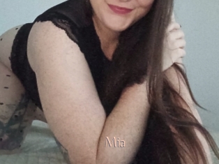 Mia