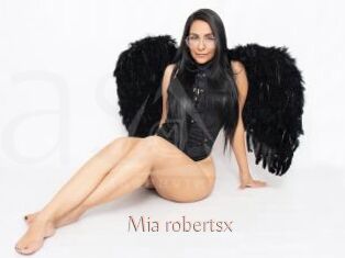 Mia_robertsx