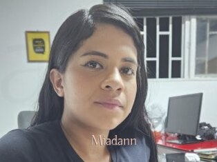 miadann Anal Sexe