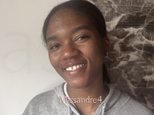 Missandre4