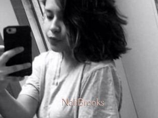 Nali_Brooks