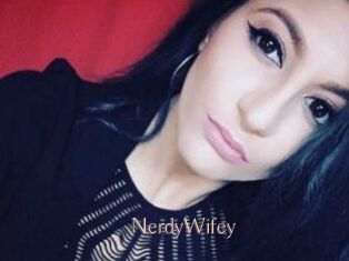 NerdyWifey