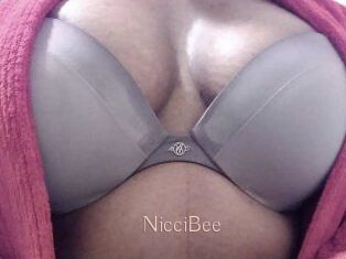 NicciBee