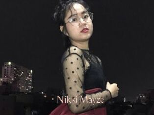 Nikki_Mayze