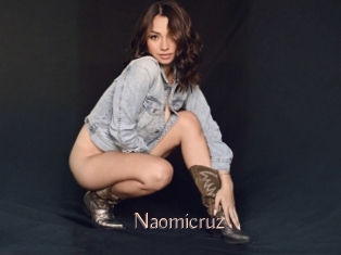 Naomicruz