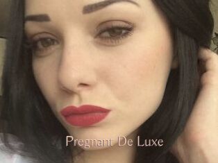 Pregnant_De_Luxe