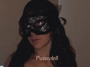 Pusssydoll