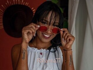 Rihanna77
