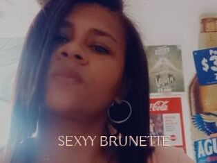 SEXYY_BRUNETTE