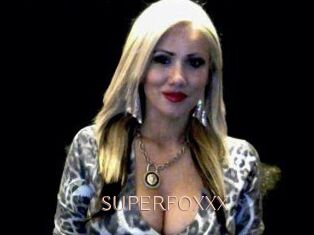 SUPERFOXXX