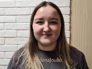SelenaJoulie