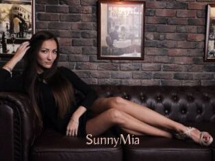 SunnyMia