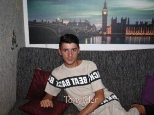 Tony_Tyler