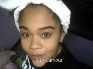 Toty_Lamour