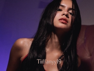 Tiiffanyy19