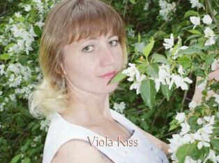Viola_Kiss_