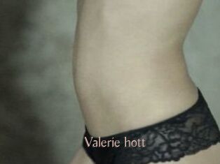 Valerie_hott