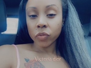 Victoria_dior