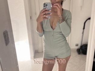 Youngmilf700